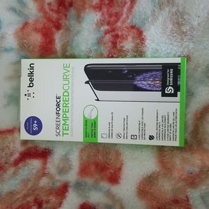 New! Belkin S9+ screen protection with tray for easy application
